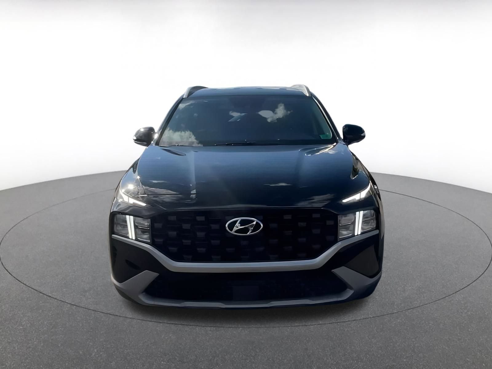 Thumbnail: 2023 Hyundai Santa Fe - 4