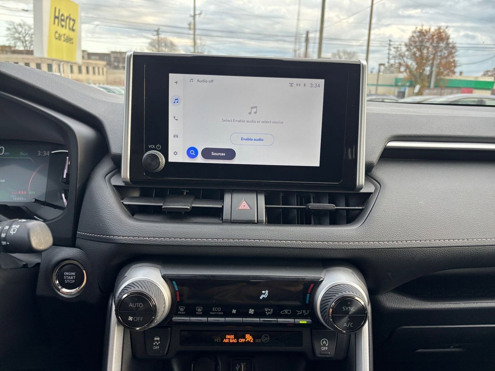 Thumbnail: 2025 Toyota RAV4 - 18