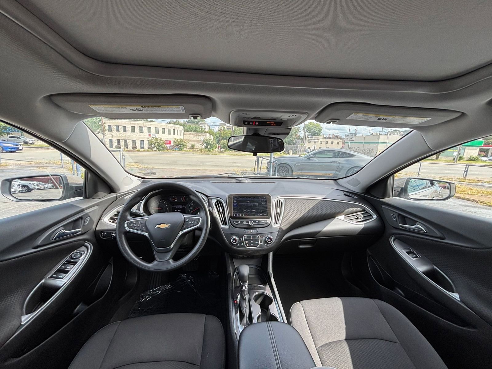 Thumbnail: 2023 Chevrolet Malibu - 33