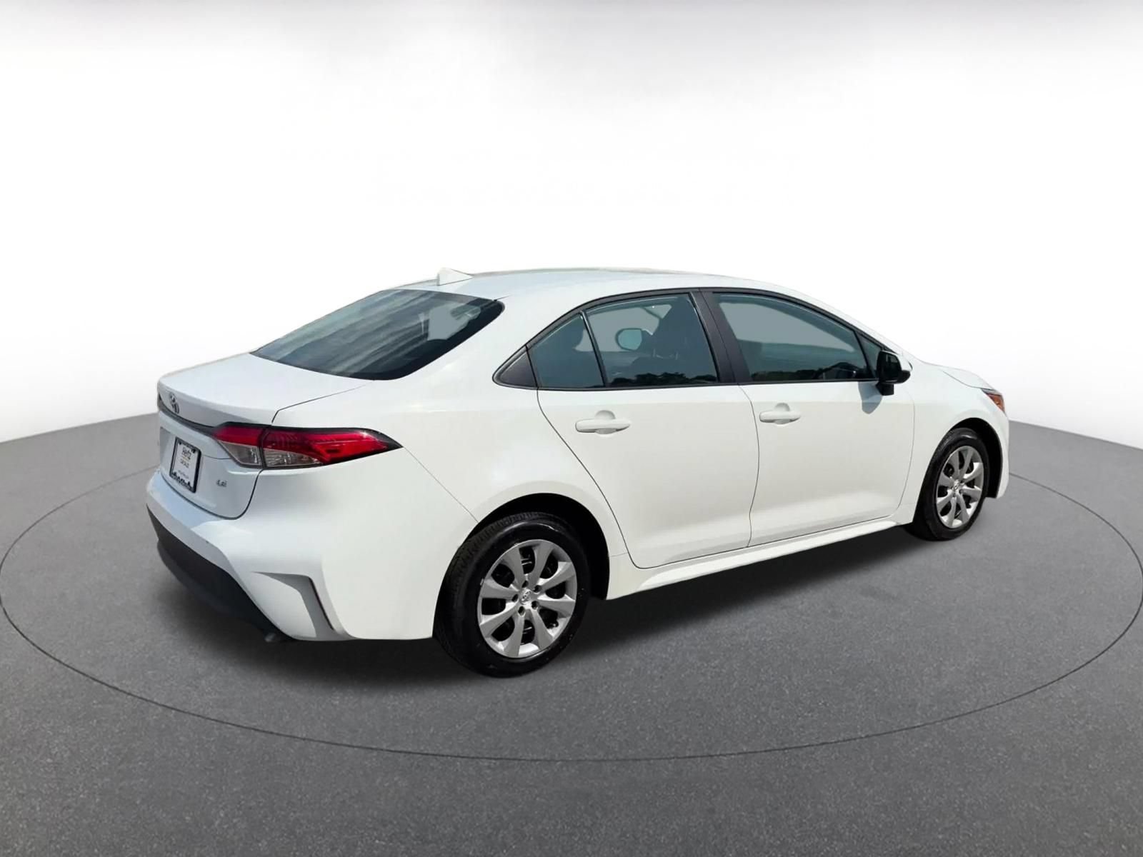 Thumbnail: 2025 Toyota Corolla - 15