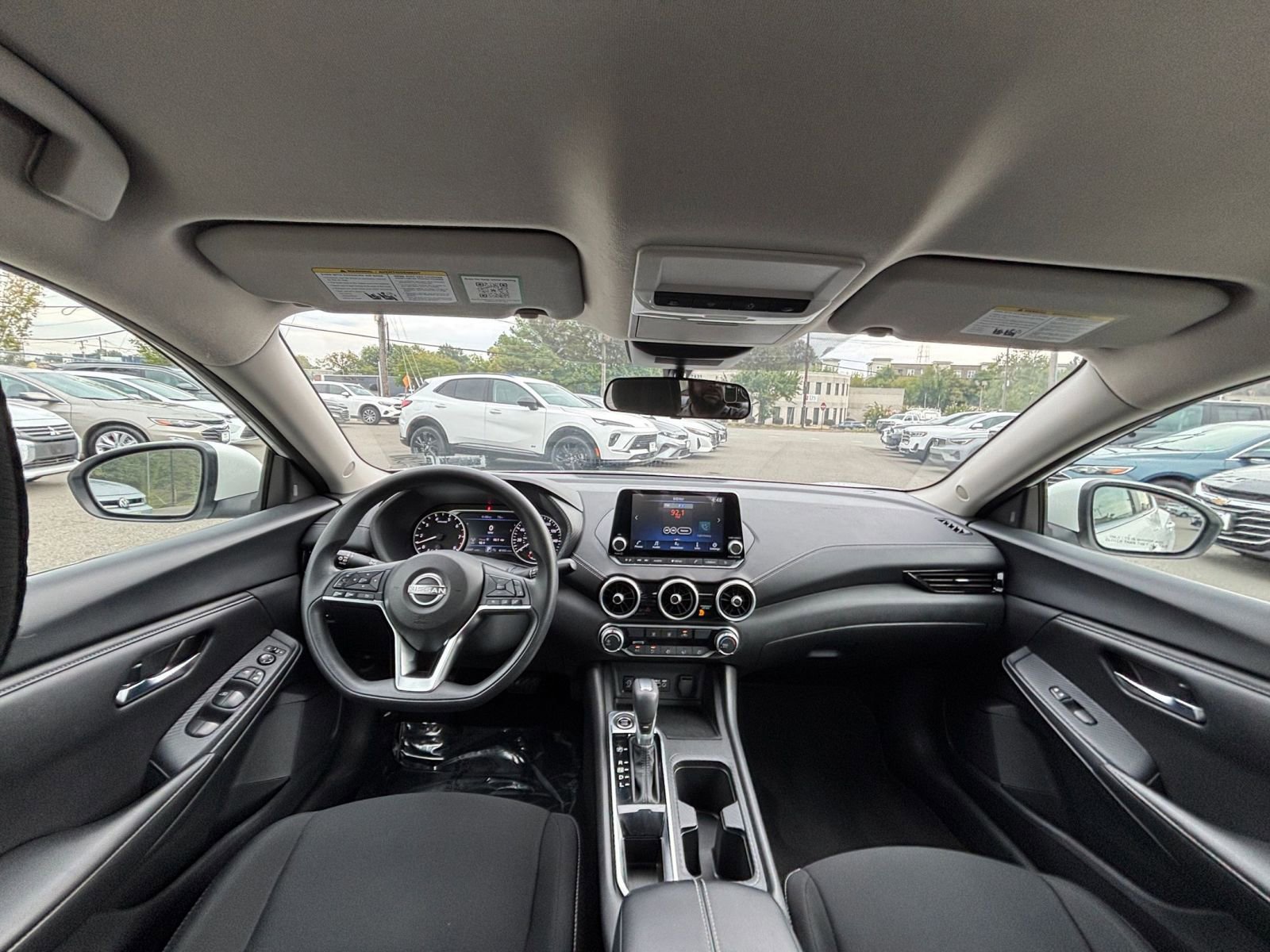 Thumbnail: 2024 Nissan Sentra - 31