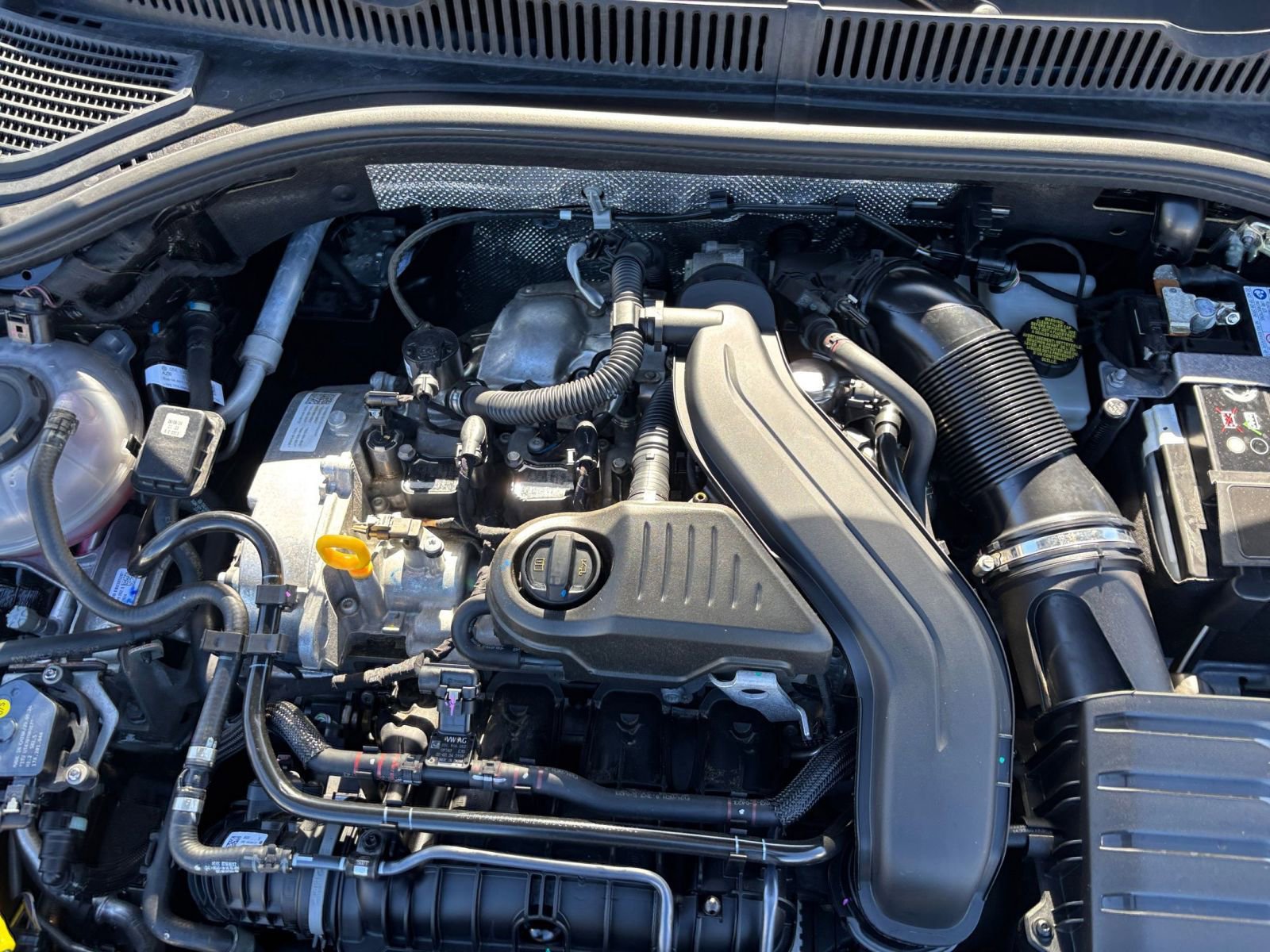 Thumbnail: 2025 Volkswagen Jetta - 31