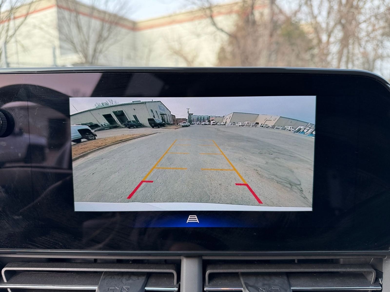 Thumbnail: 2025 Chevrolet Trax - 17