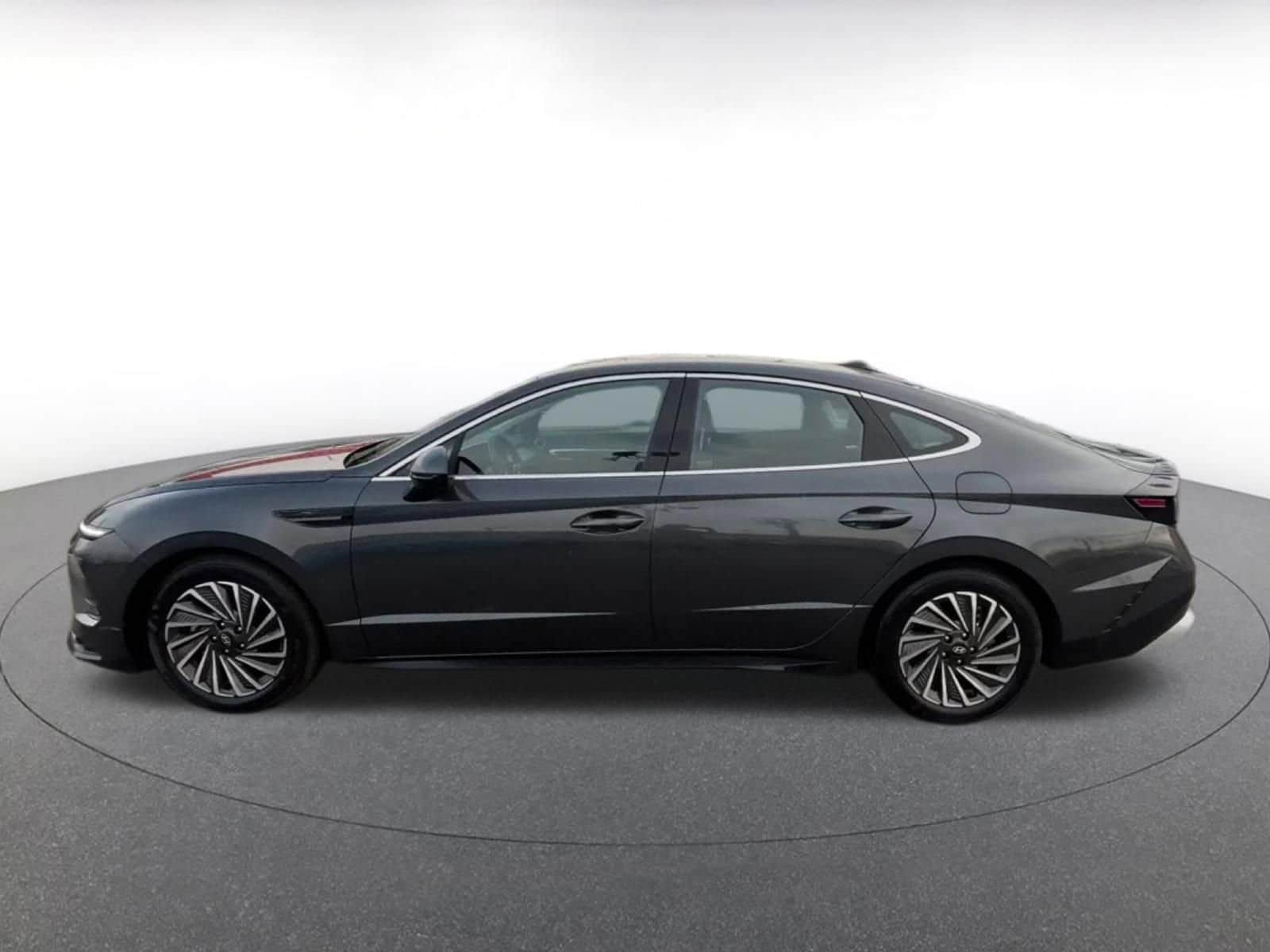 Thumbnail: 2025 Hyundai Sonata - 10