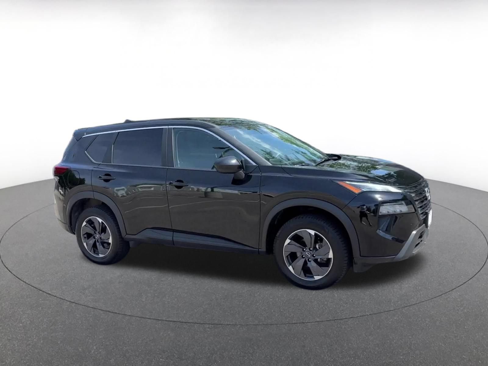 Thumbnail: 2025 Nissan Rogue - 2