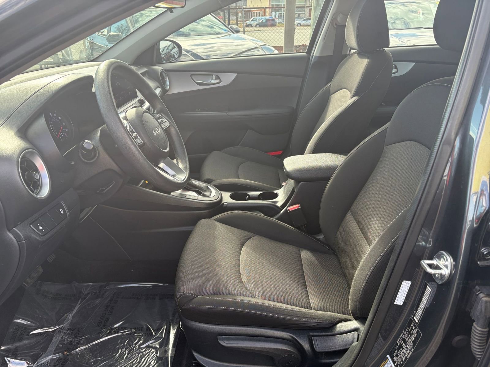 Thumbnail: 2024 Kia Forte - 24