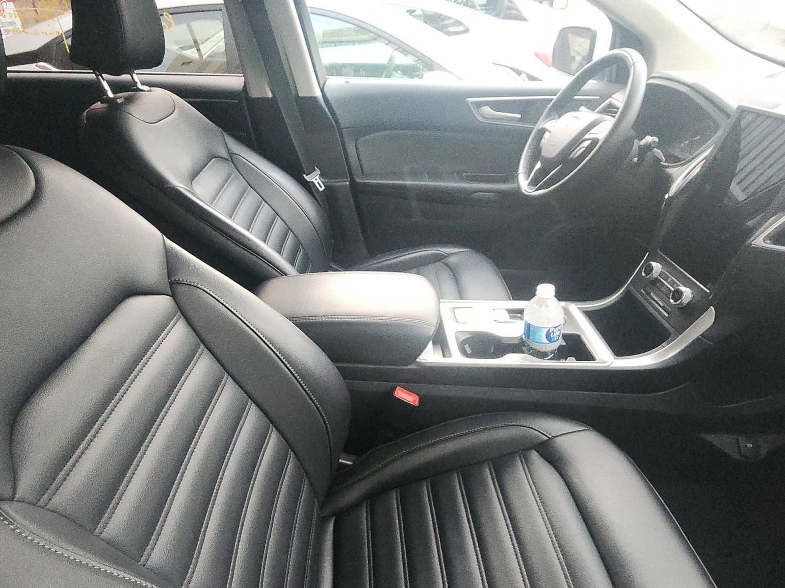2024 Ford Edge SEL 10