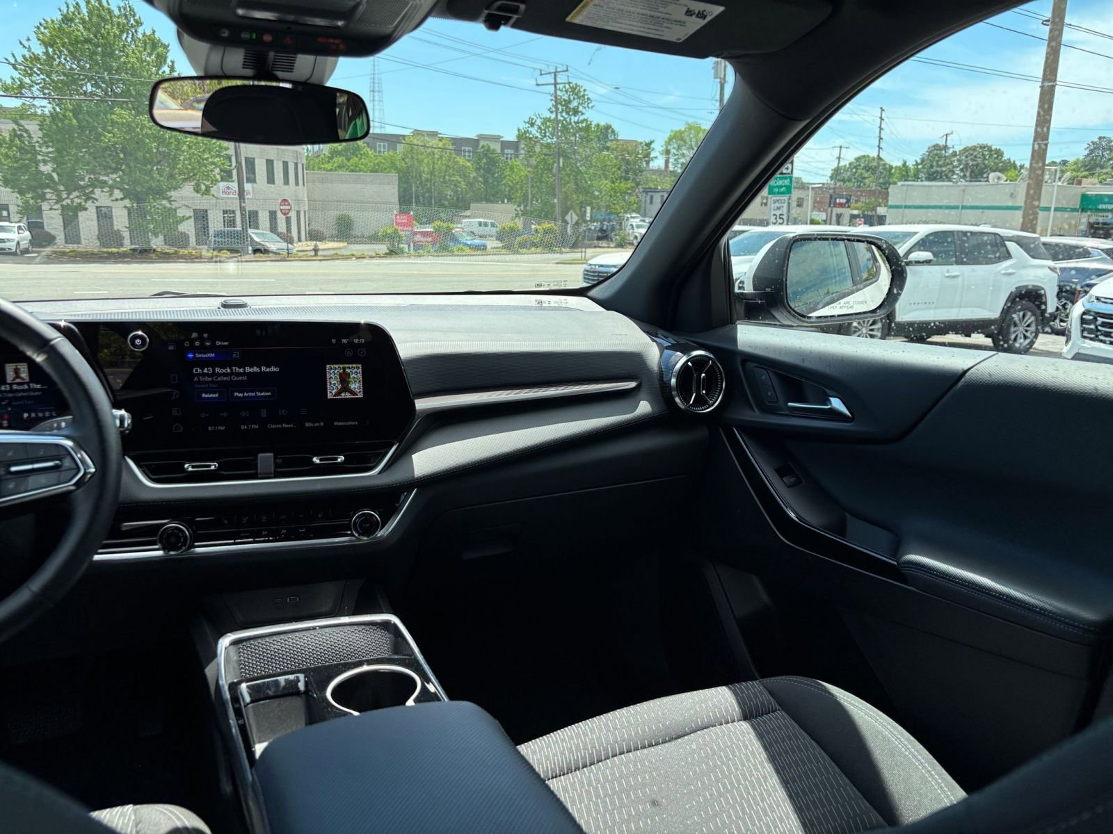 Thumbnail: 2025 Chevrolet Equinox - 35