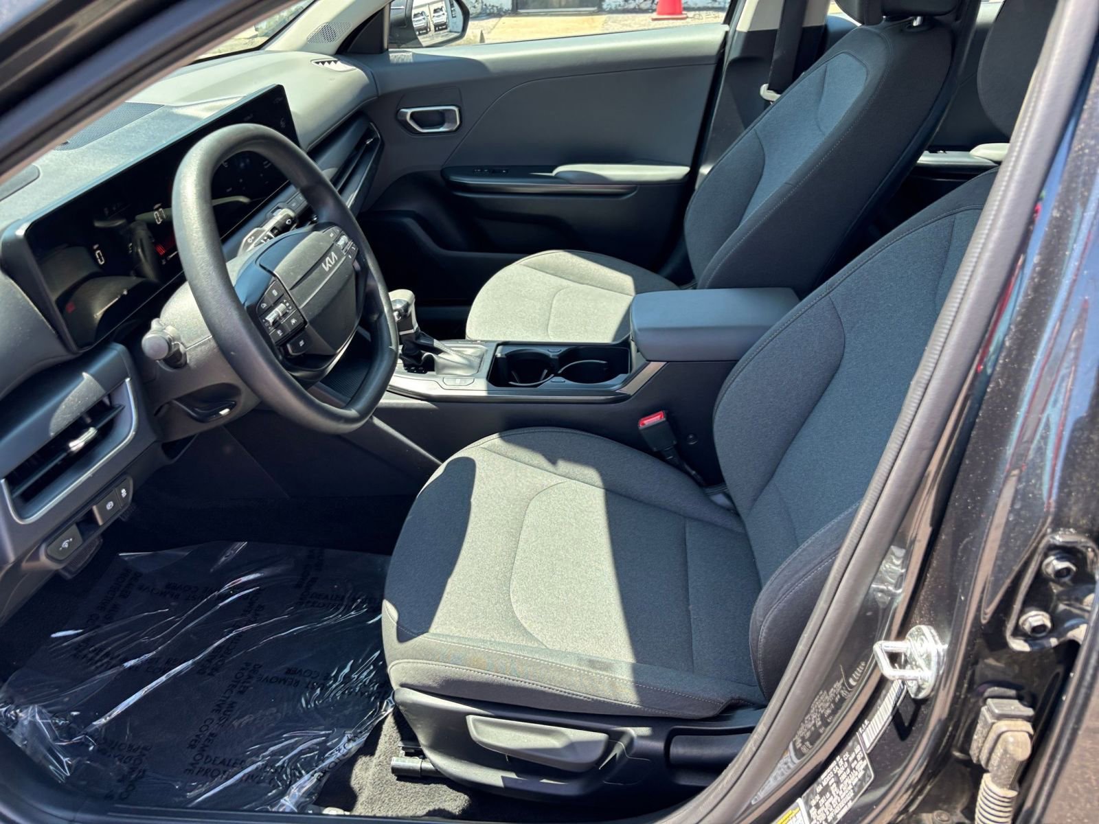 Thumbnail: 2025 Kia K4 - 27