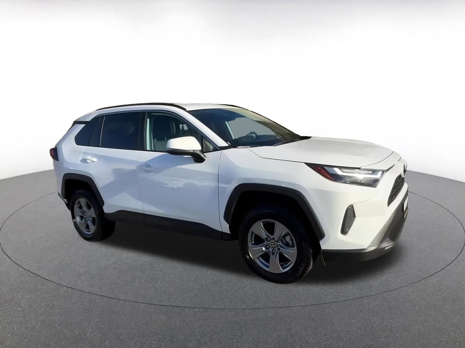 Thumbnail: 2025 Toyota RAV4 - 2
