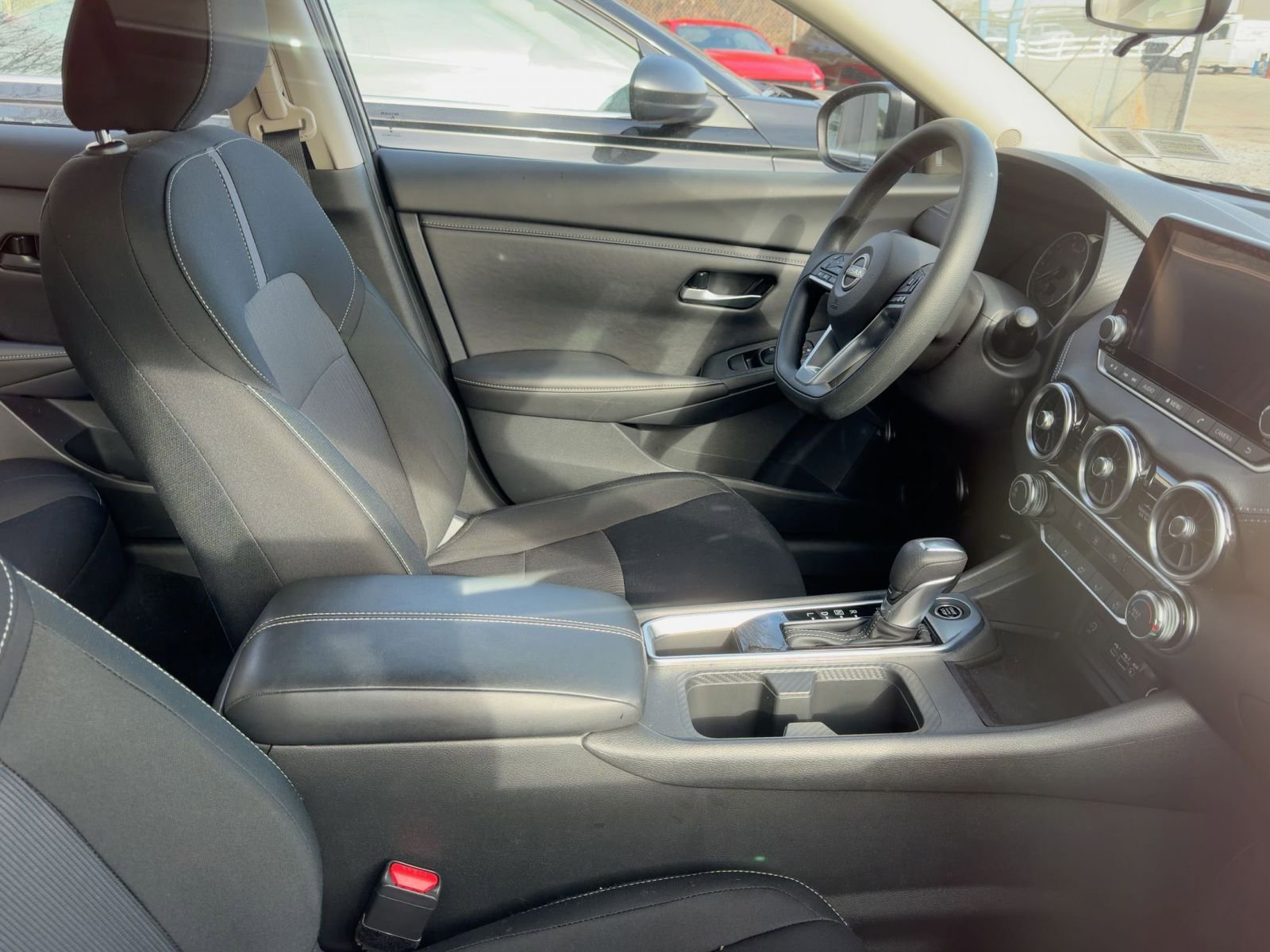 Thumbnail: 2025 Nissan Sentra - 10