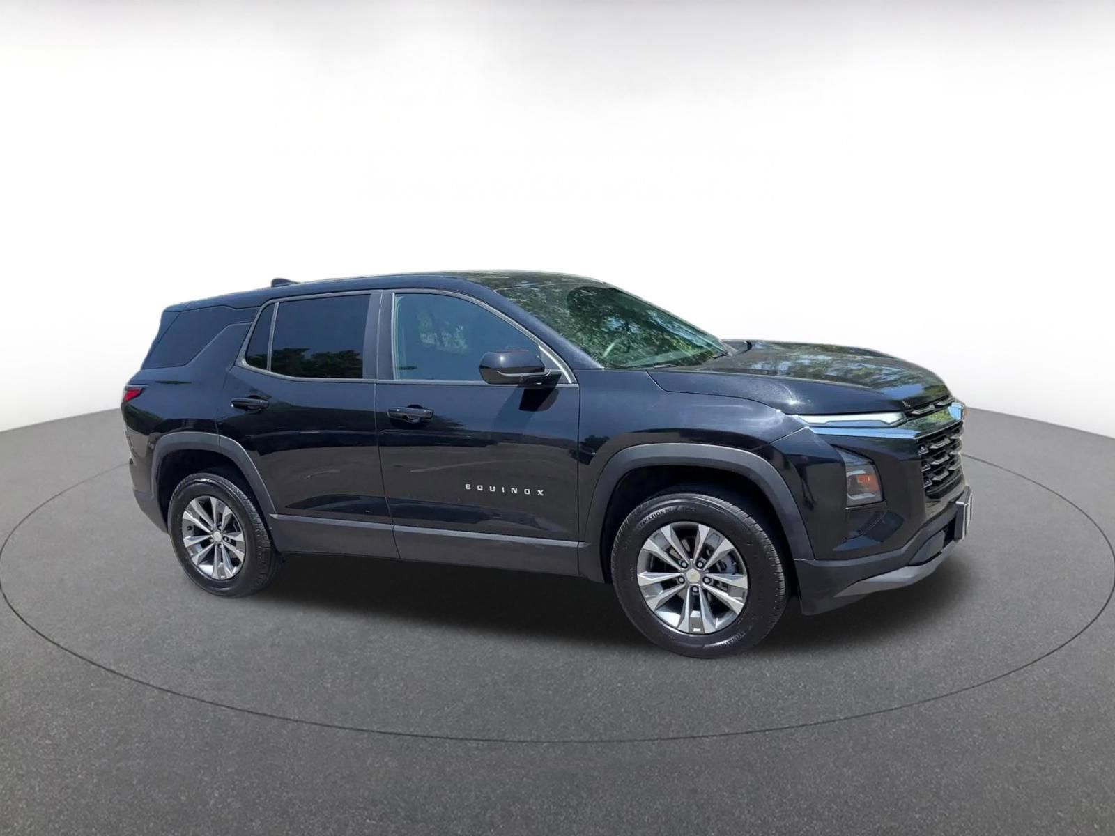 Thumbnail: 2025 Chevrolet Equinox - 2