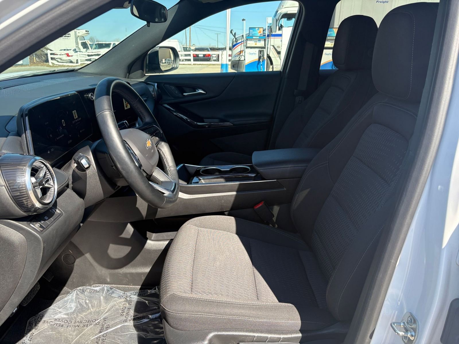 Thumbnail: 2025 Chevrolet Equinox - 27