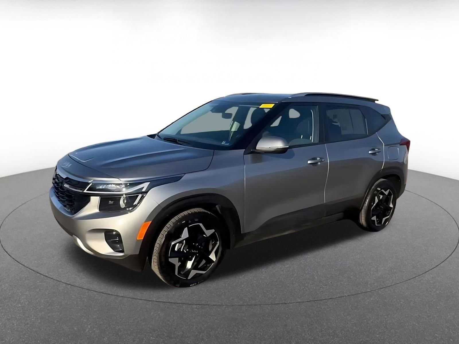 Thumbnail: 2025 Kia Seltos - 8