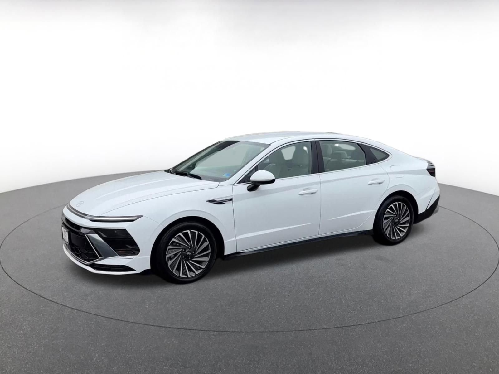Thumbnail: 2025 Hyundai Sonata - 8