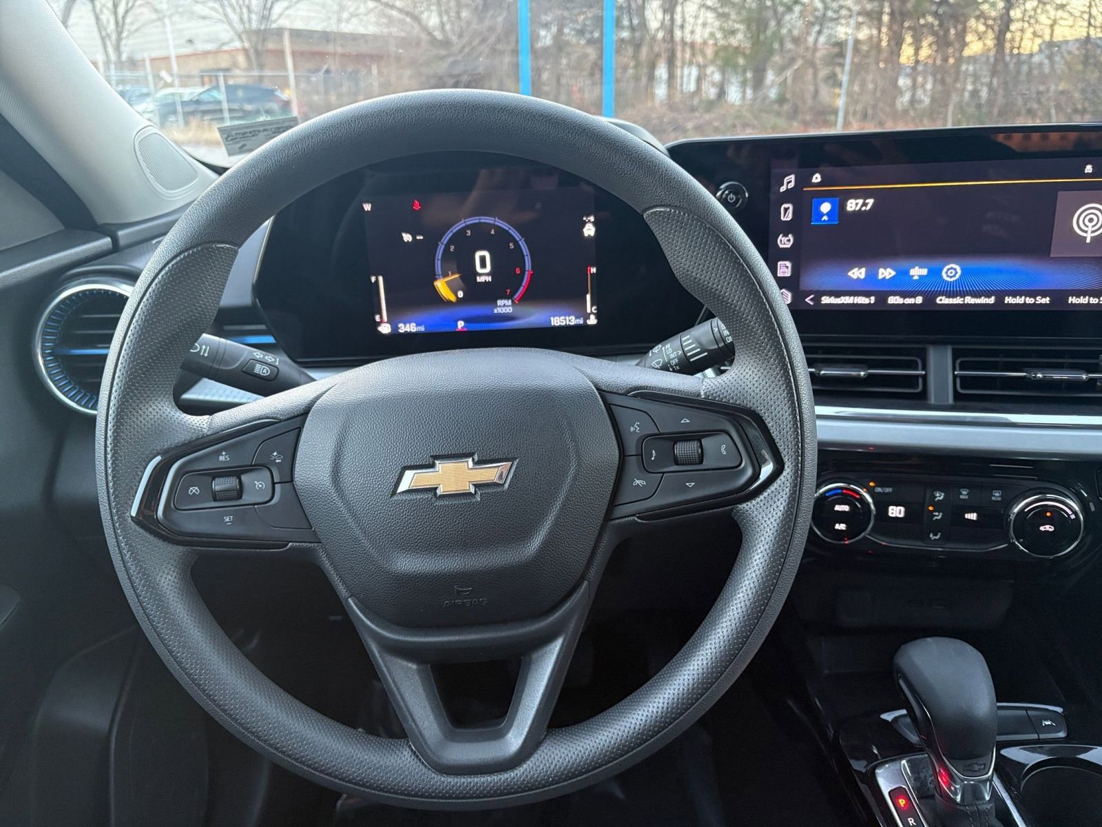 Thumbnail: 2025 Chevrolet Trax - 32