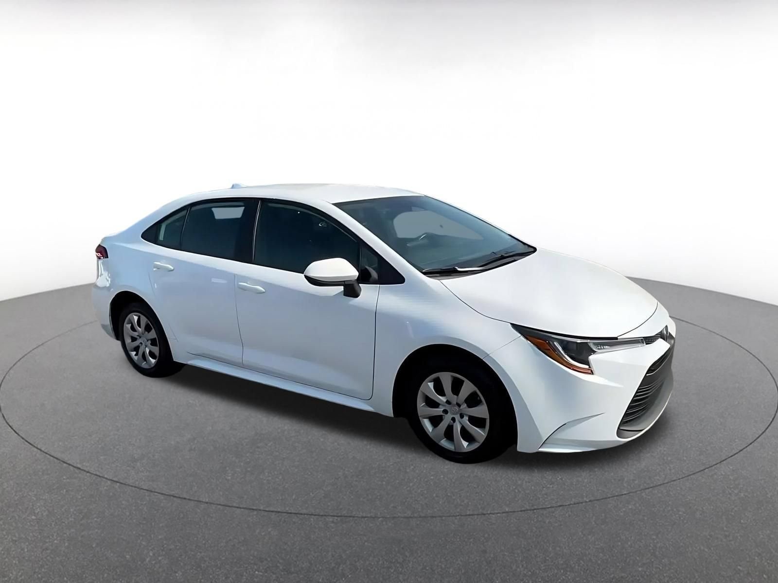 Thumbnail: 2025 Toyota Corolla - 3