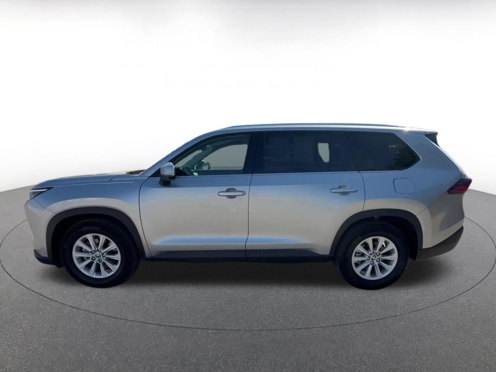 Thumbnail: 2025 Toyota Grand Highlander - 9