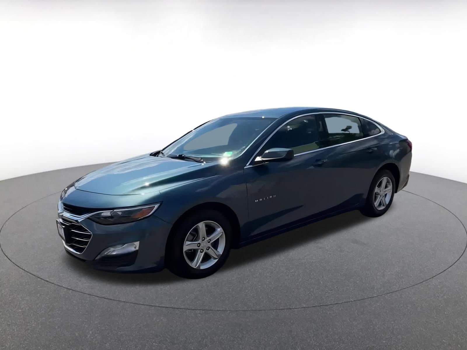 Thumbnail: 2024 Chevrolet Malibu - 8