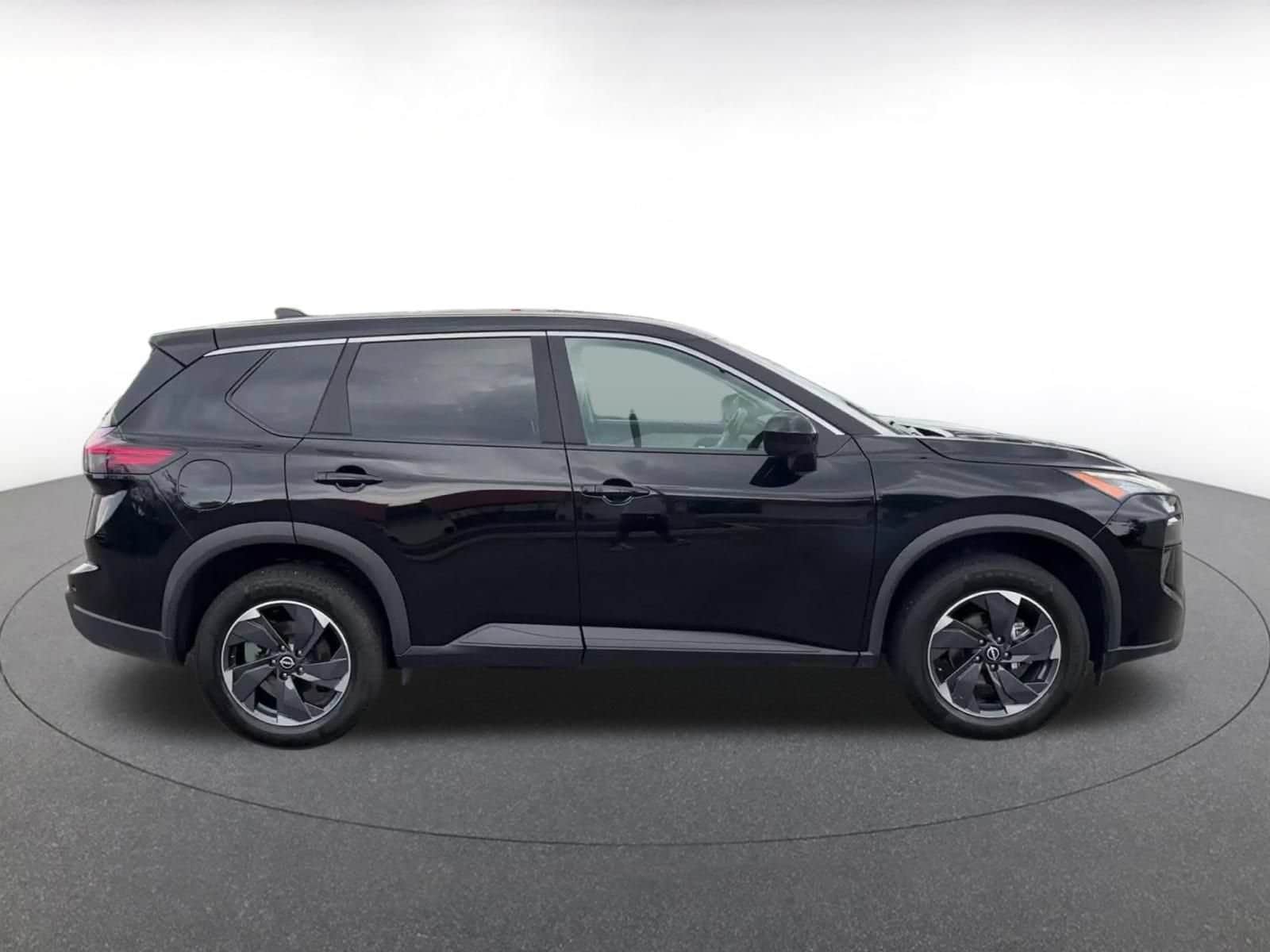 Thumbnail: 2025 Nissan Rogue - 16