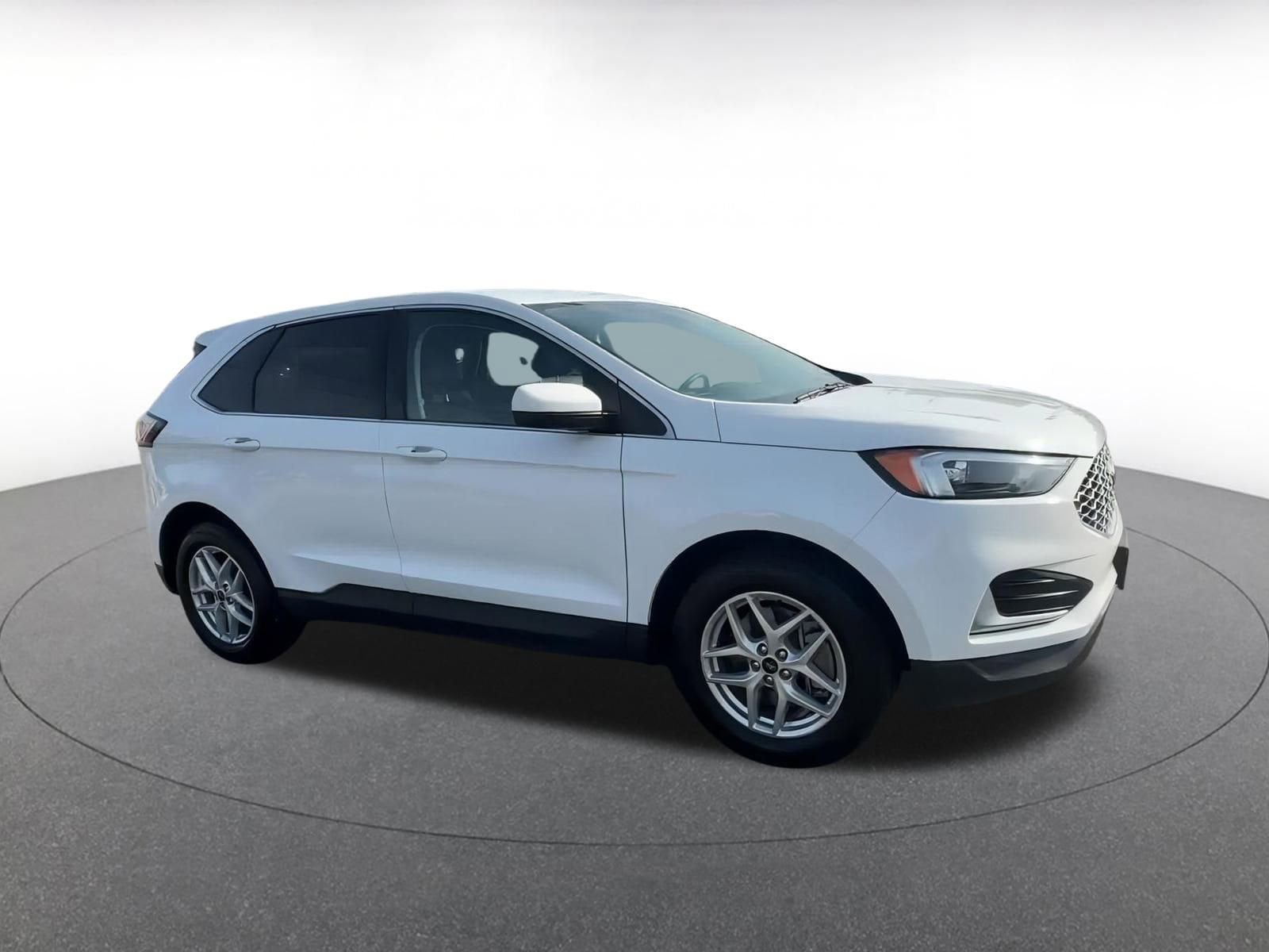 2024 Ford Edge SEL 2