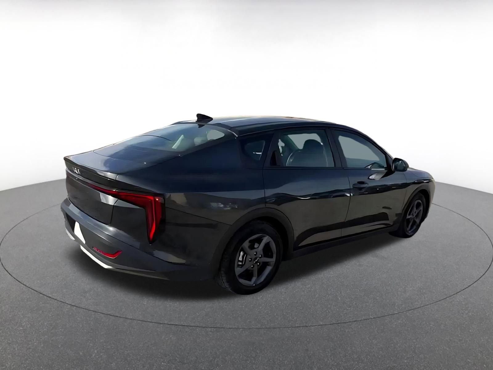 Thumbnail: 2025 Kia K4 - 14