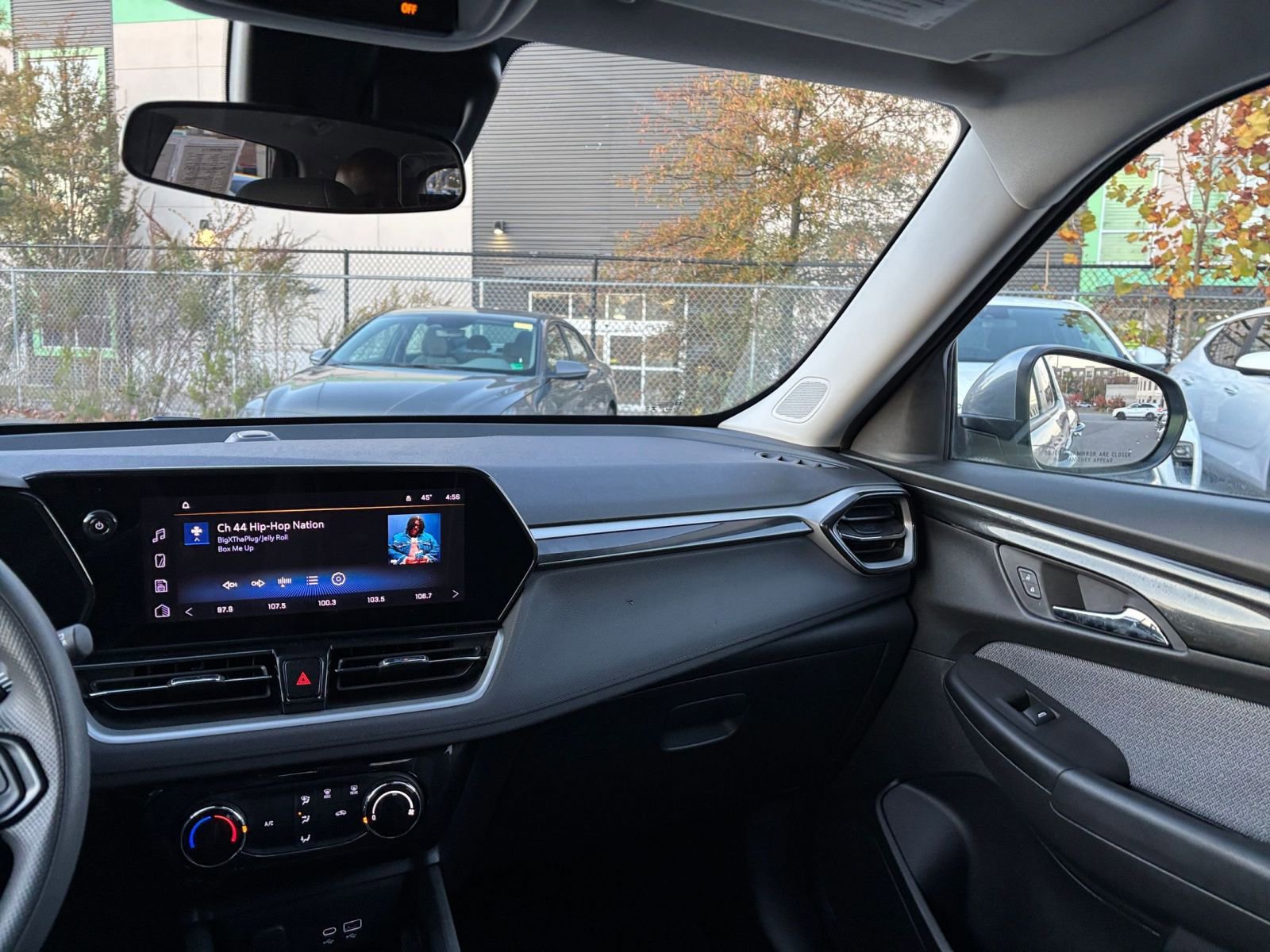 Thumbnail: 2025 Chevrolet TrailBlazer - 33