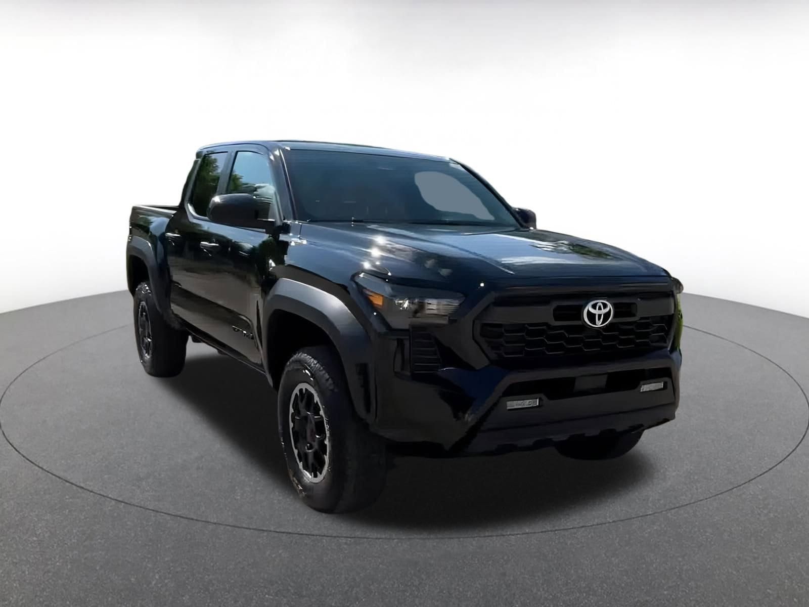 Thumbnail: 2024 Toyota Tacoma - 3