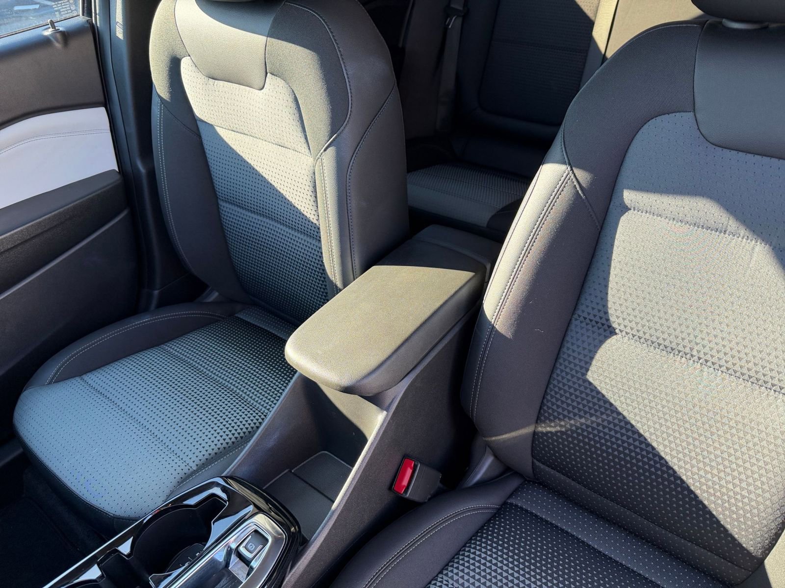 Thumbnail: 2025 Chevrolet Trax - 34