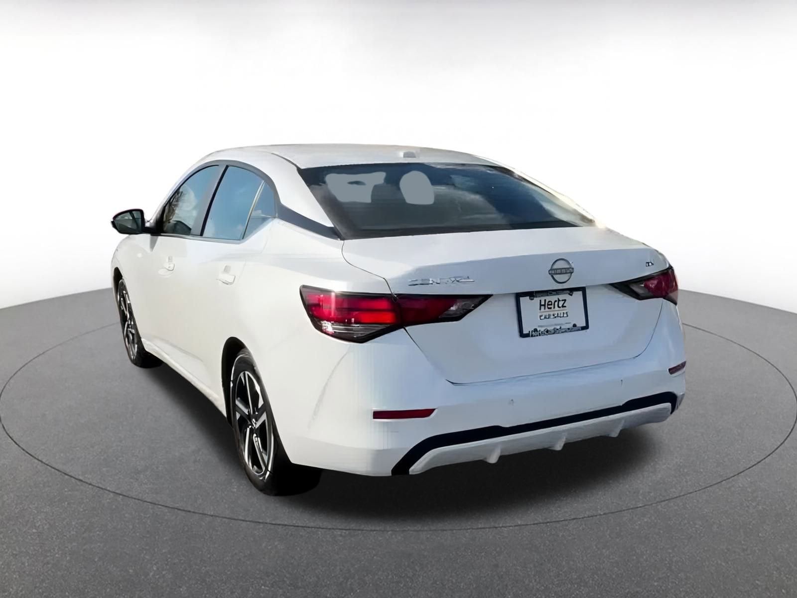Thumbnail: 2024 Nissan Sentra - 10