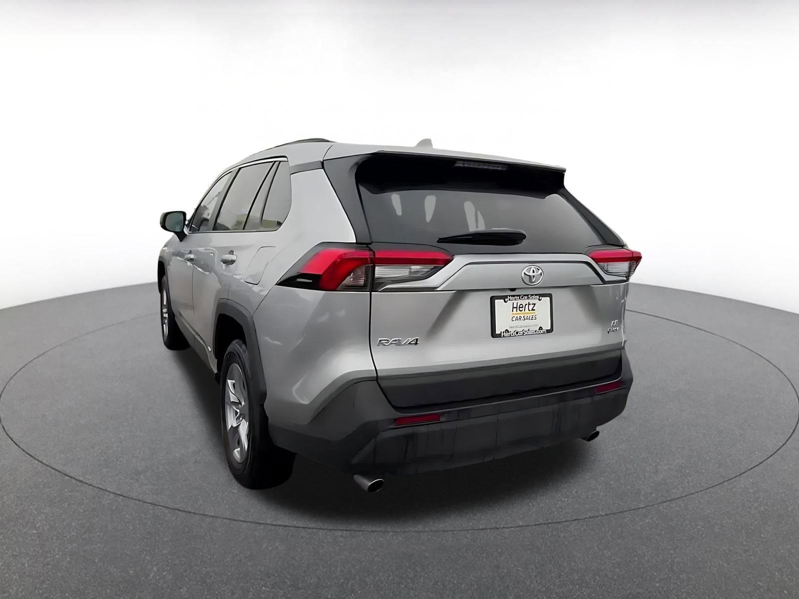 Thumbnail: 2025 Toyota RAV4 - 11