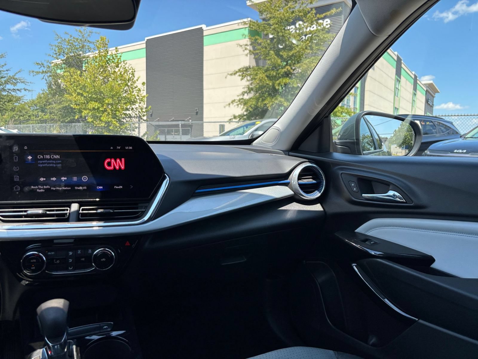 Thumbnail: 2025 Chevrolet Trax - 33