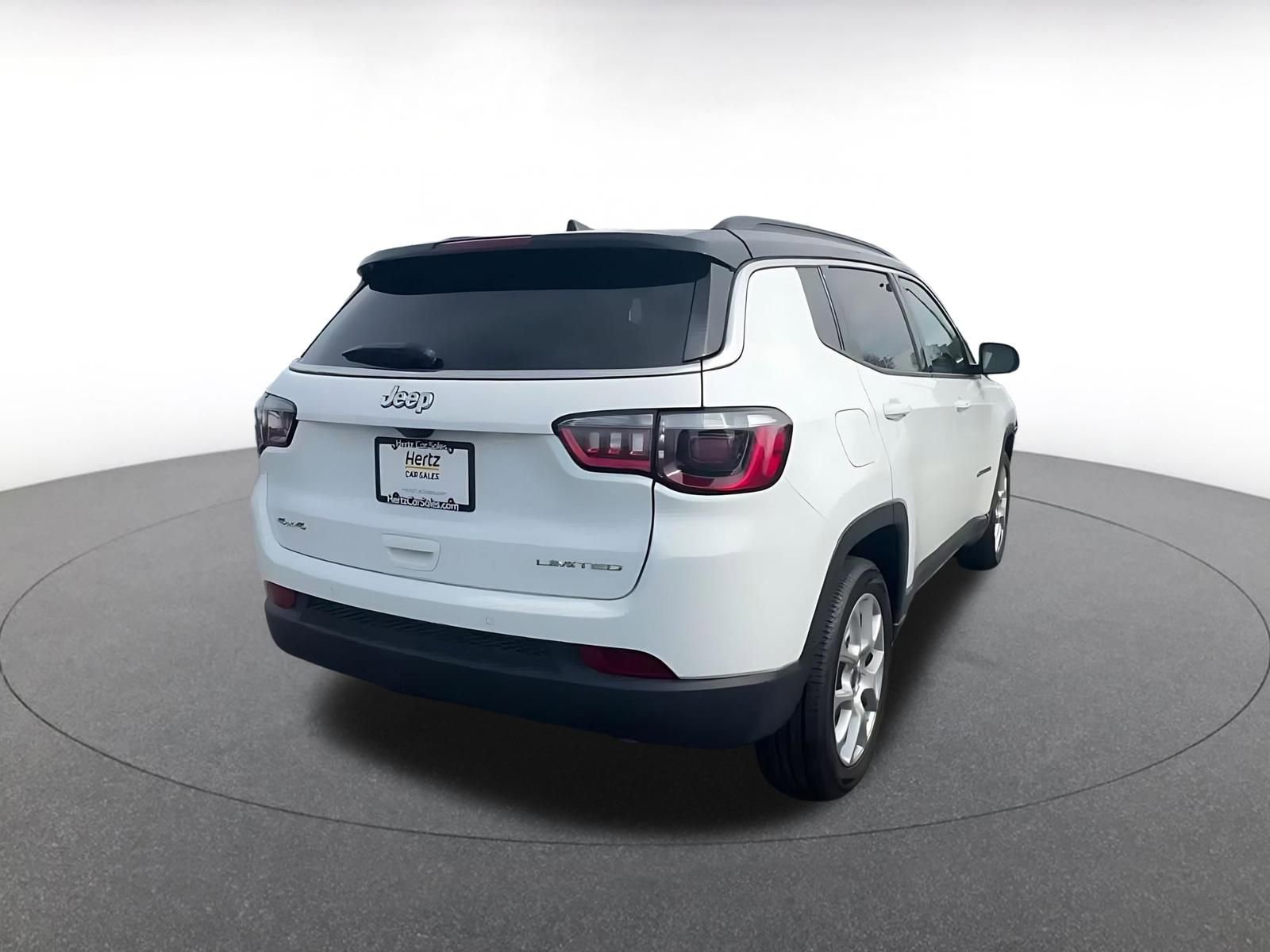 Thumbnail: 2025 Jeep Compass - 15