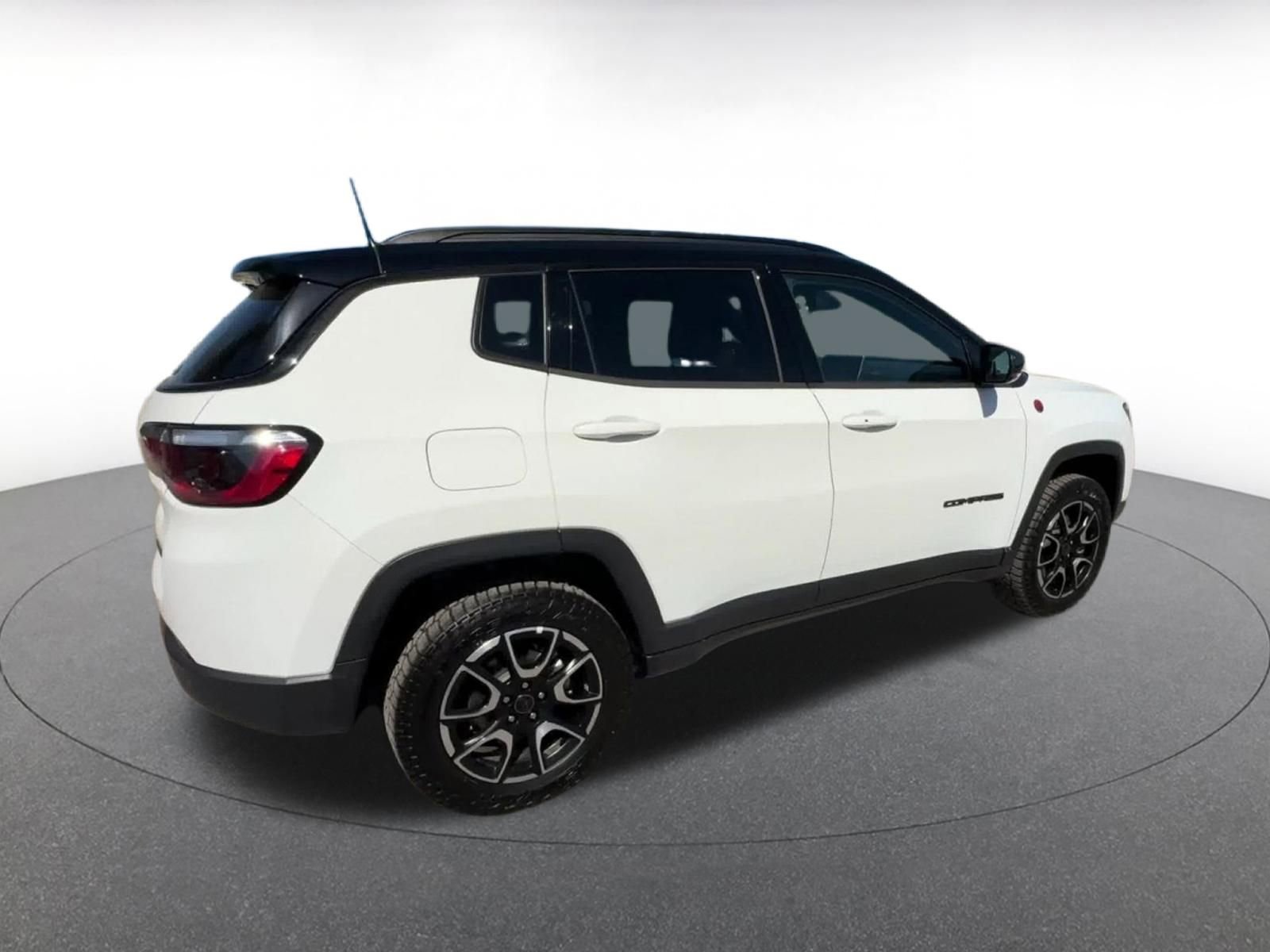 Thumbnail: 2025 Jeep Compass - 14