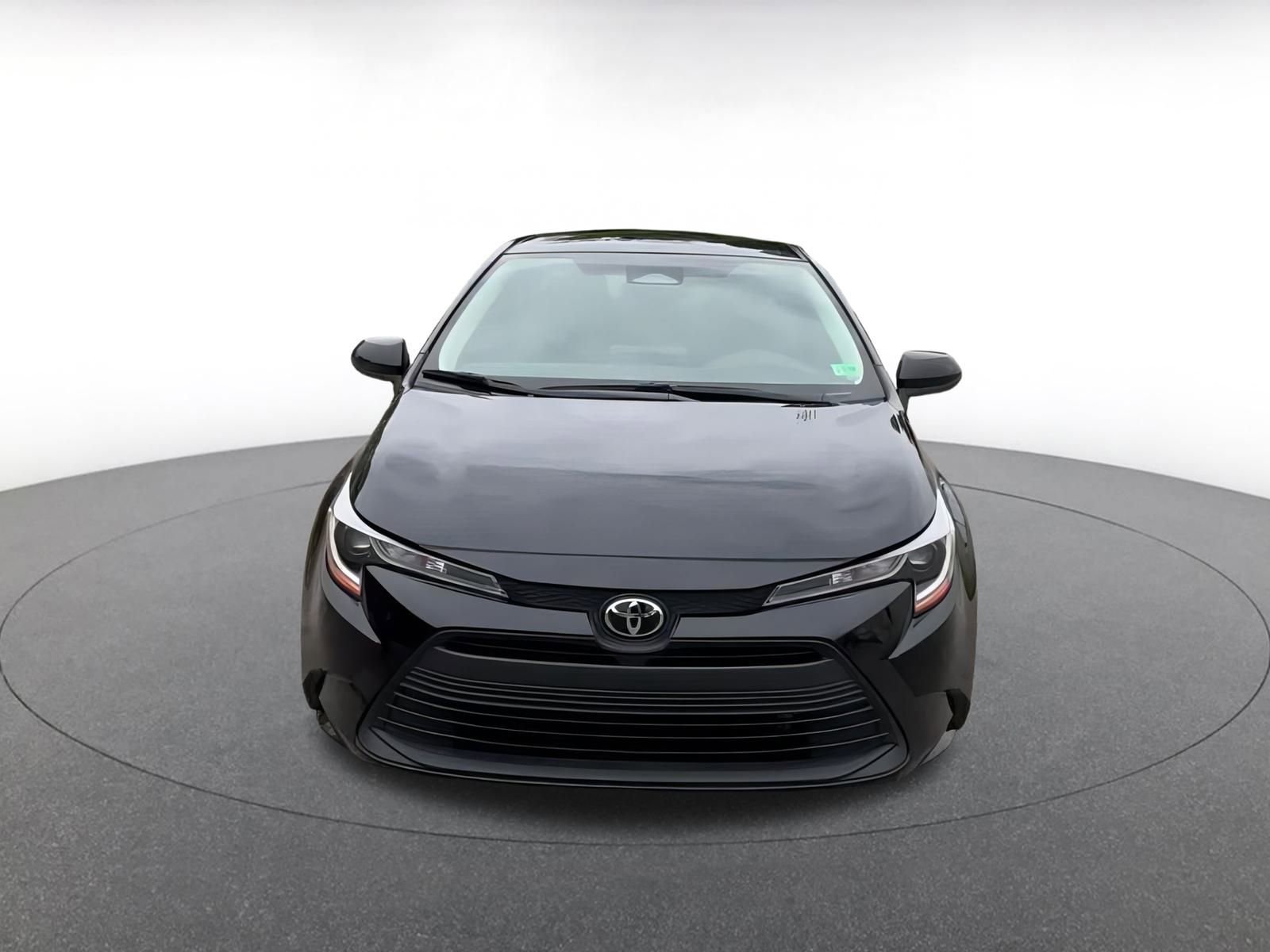 Thumbnail: 2024 Toyota Corolla - 4
