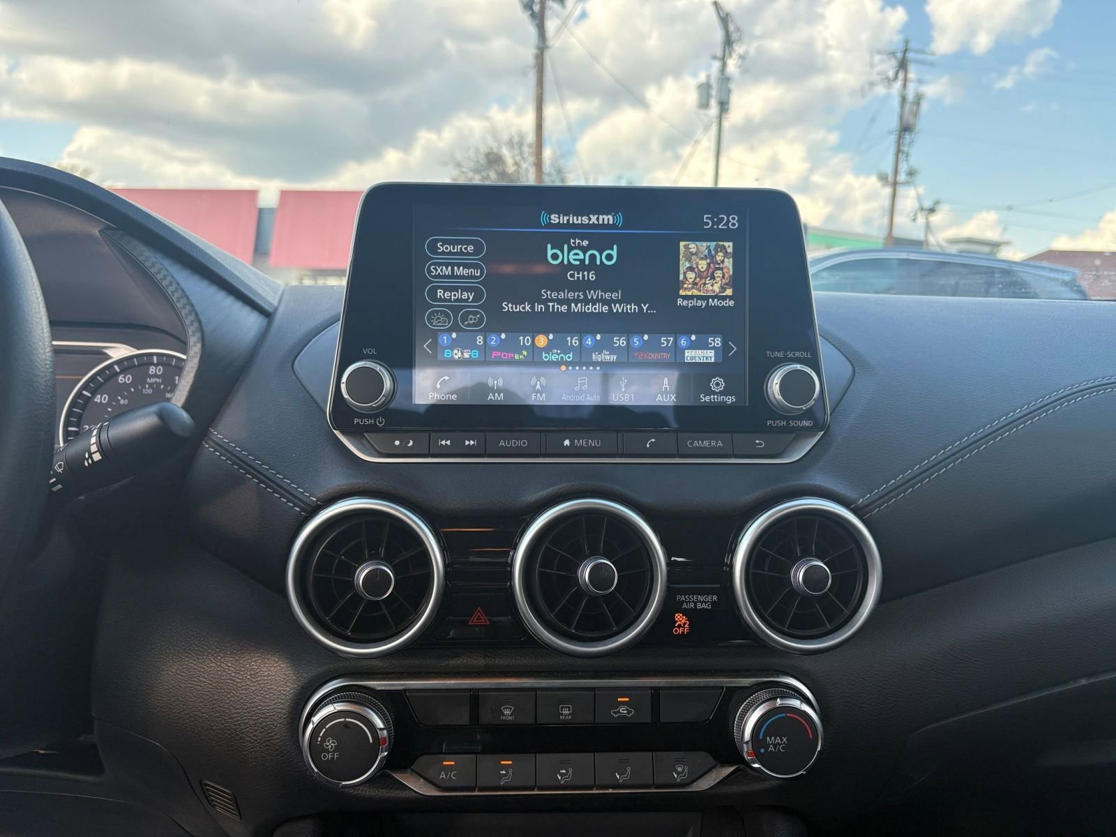 Thumbnail: 2025 Nissan Sentra - 20