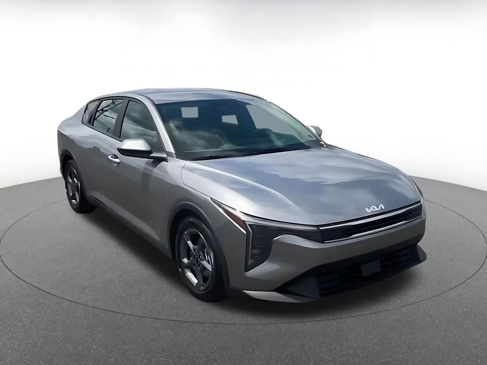 Thumbnail: 2025 Kia K4 - 3