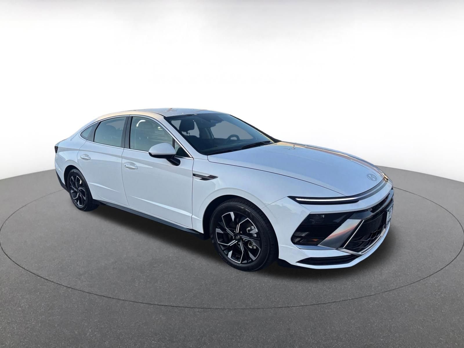 Thumbnail: 2025 Hyundai Sonata - 1