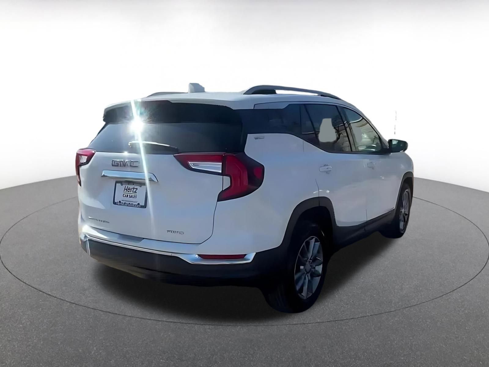 Thumbnail: 2024 GMC Terrain - 14