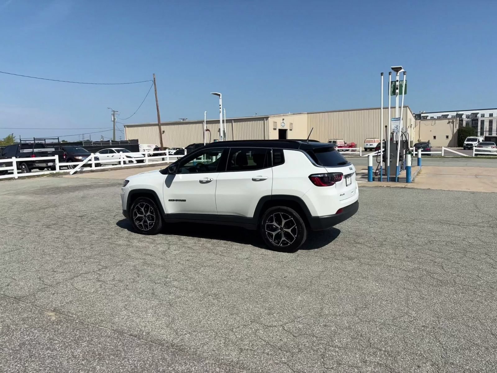 Thumbnail: 2025 Jeep Compass - 9