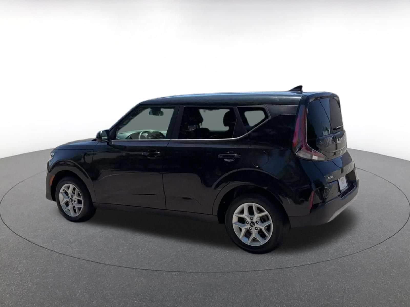 Thumbnail: 2025 Kia Soul - 8