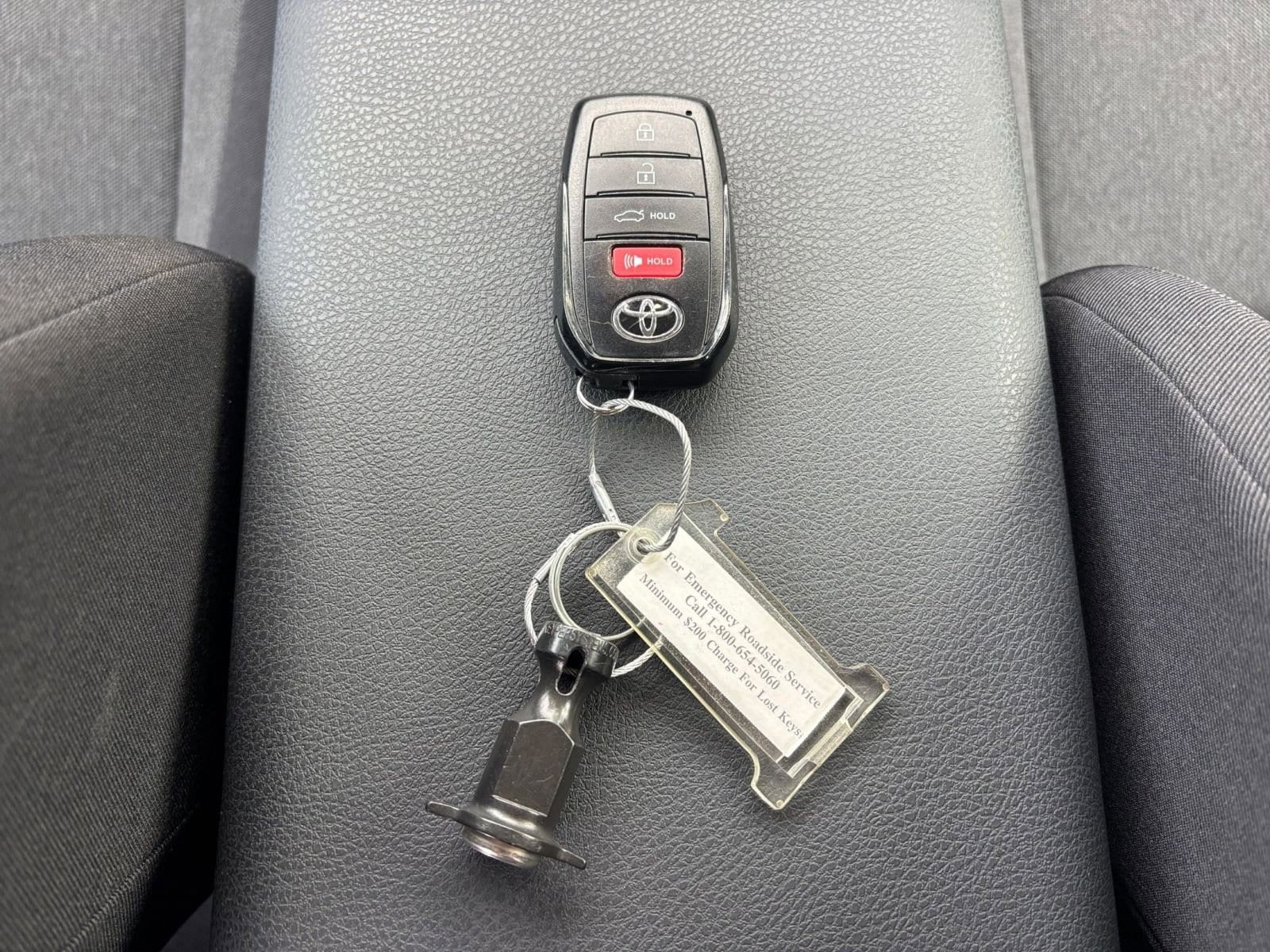 Thumbnail: 2025 Toyota Camry - 22