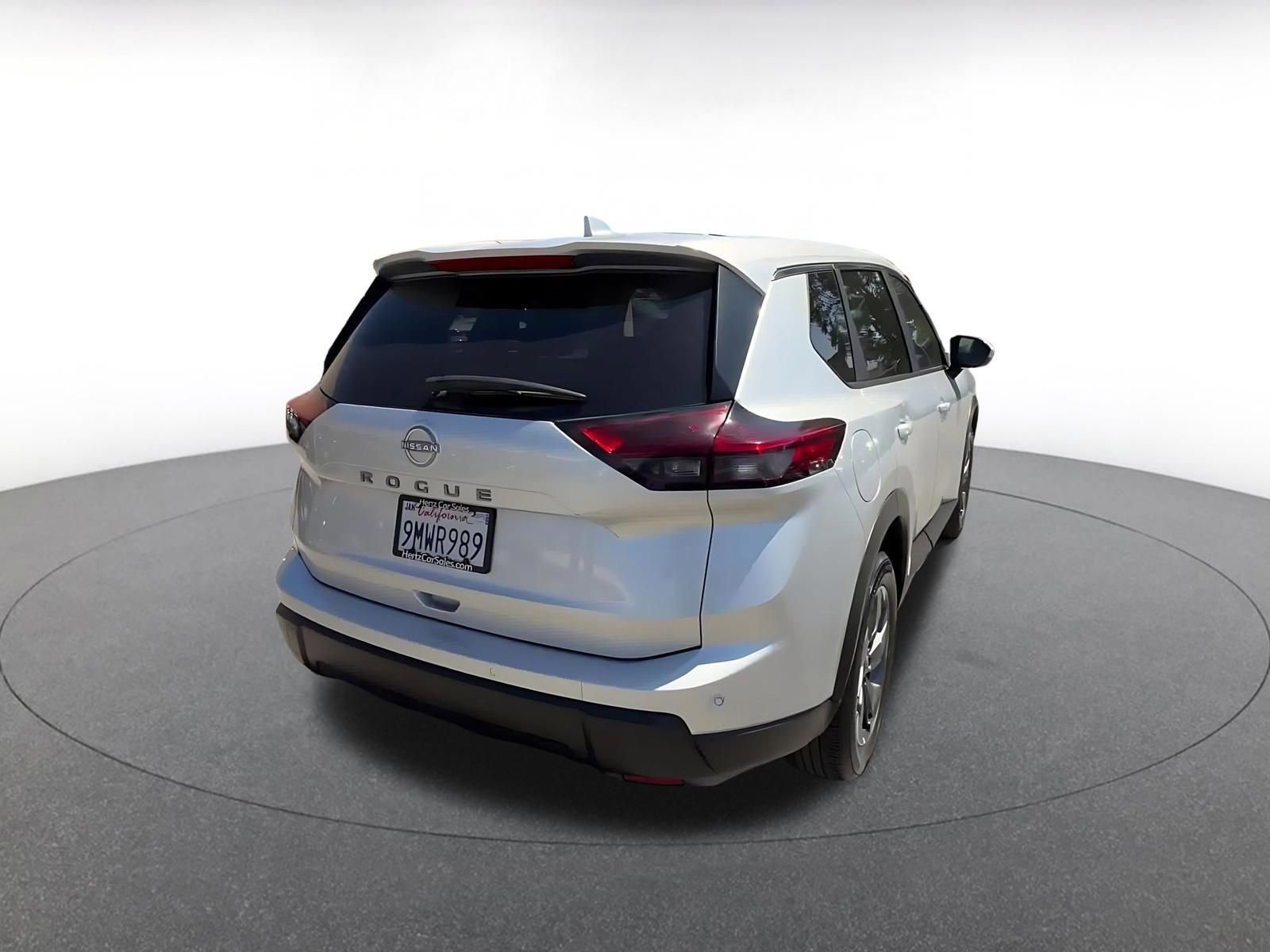 Thumbnail: 2025 Nissan Rogue - 15