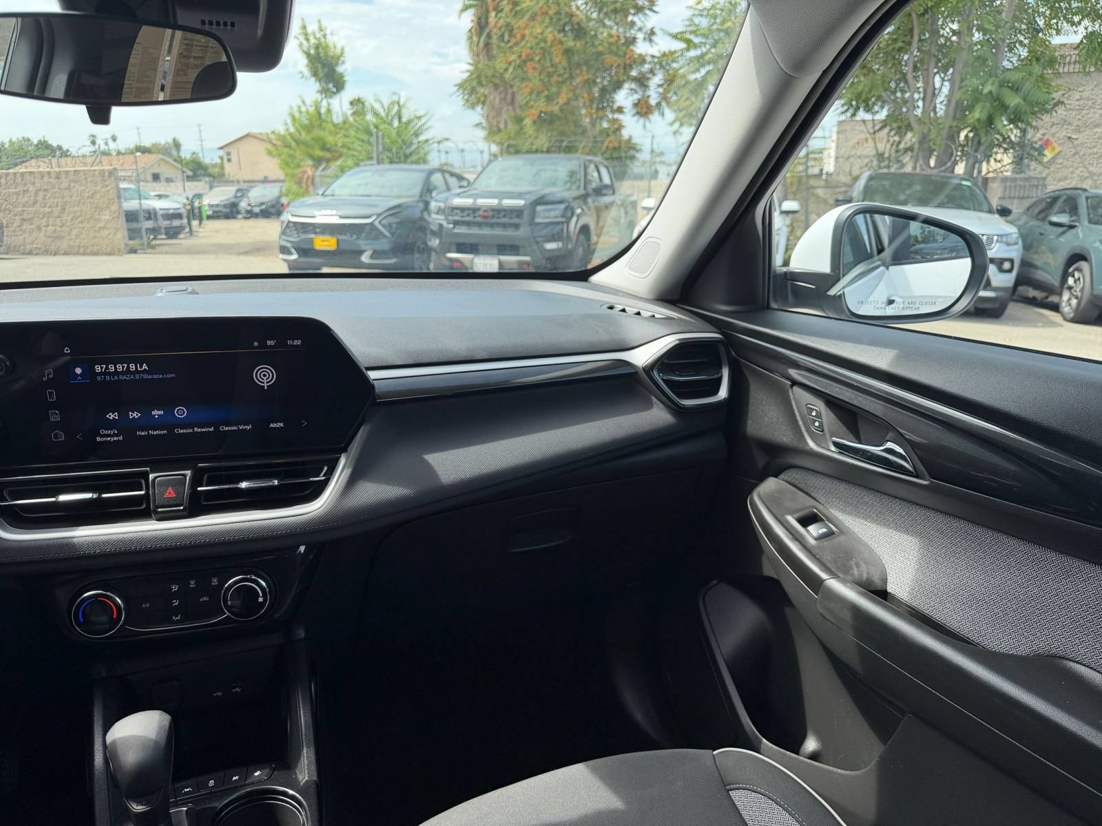 Thumbnail: 2025 Chevrolet TrailBlazer - 33