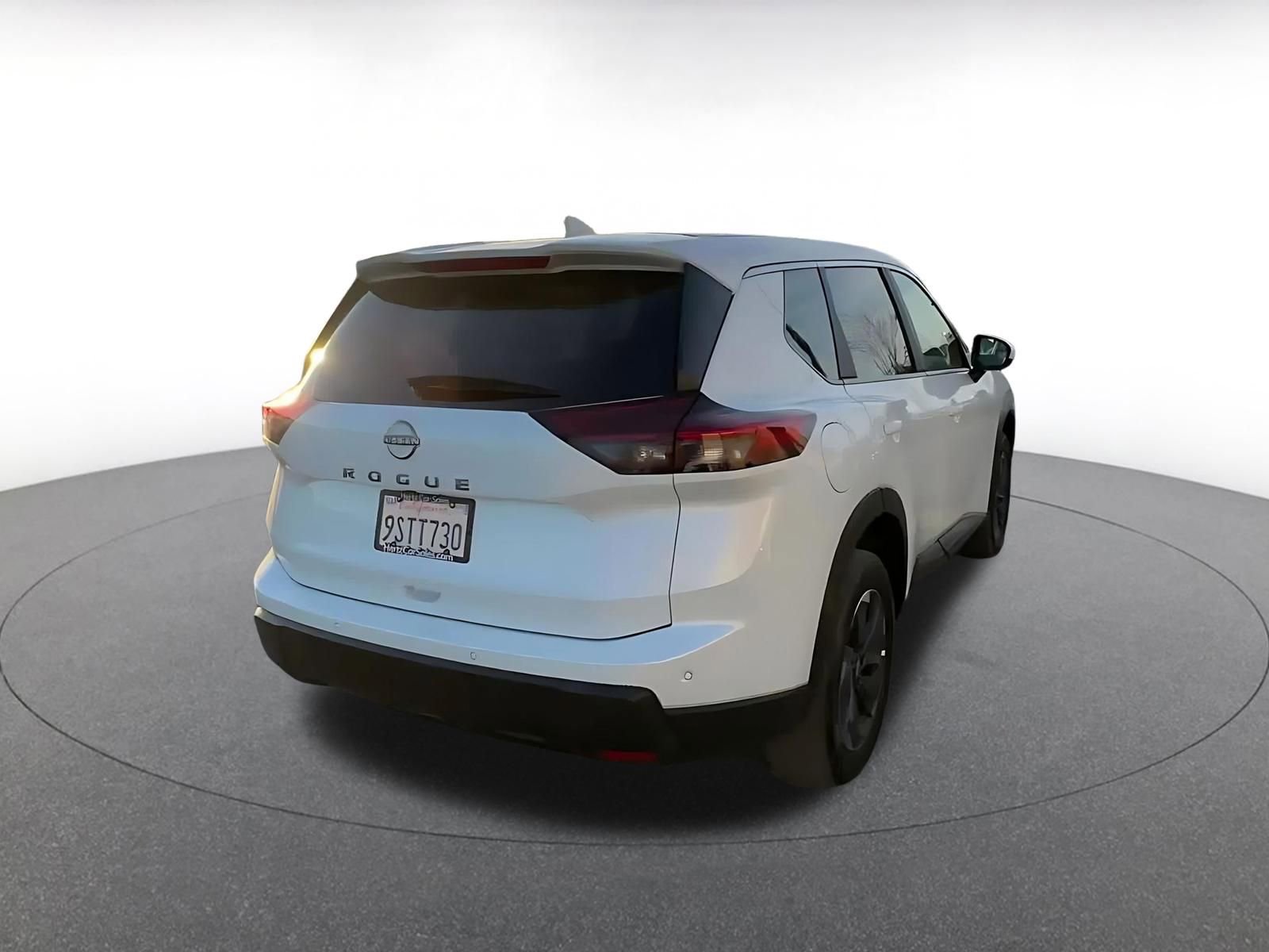 Thumbnail: 2025 Nissan Rogue - 14