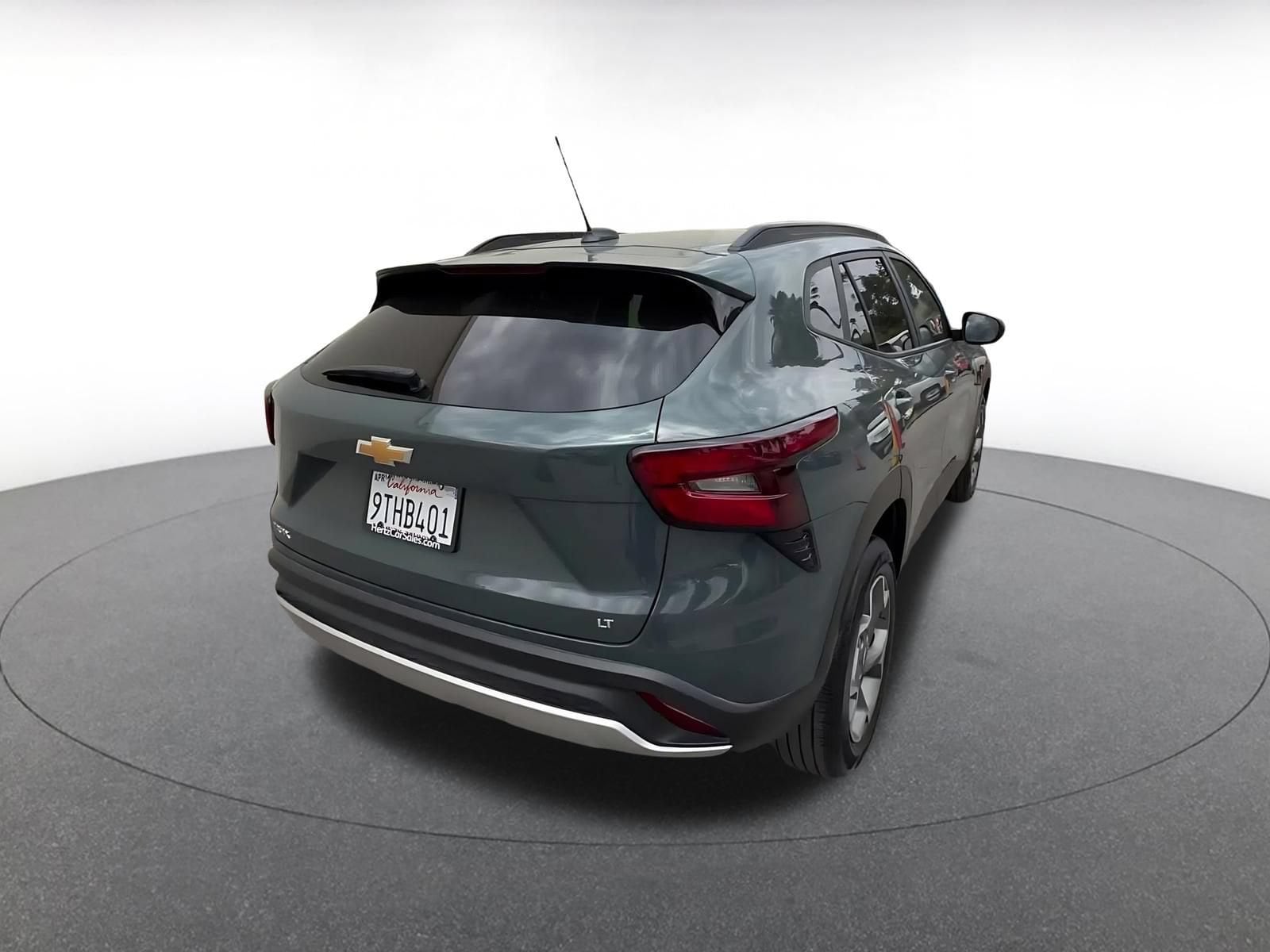 Thumbnail: 2025 Chevrolet Trax - 15