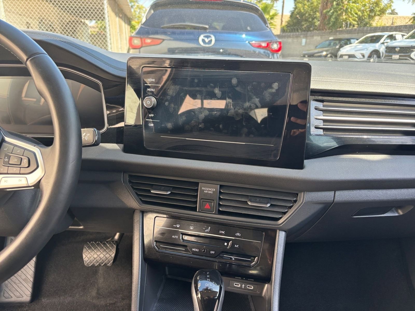 Thumbnail: 2025 Volkswagen Jetta - 18