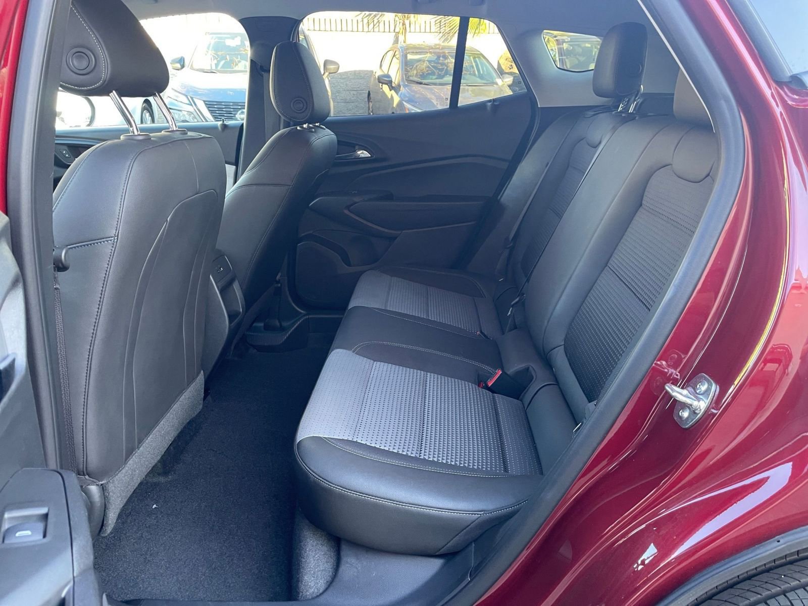 Thumbnail: 2025 Chevrolet Trax - 24