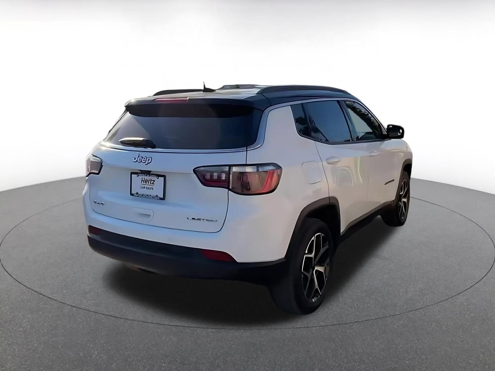 Thumbnail: 2025 Jeep Compass - 15