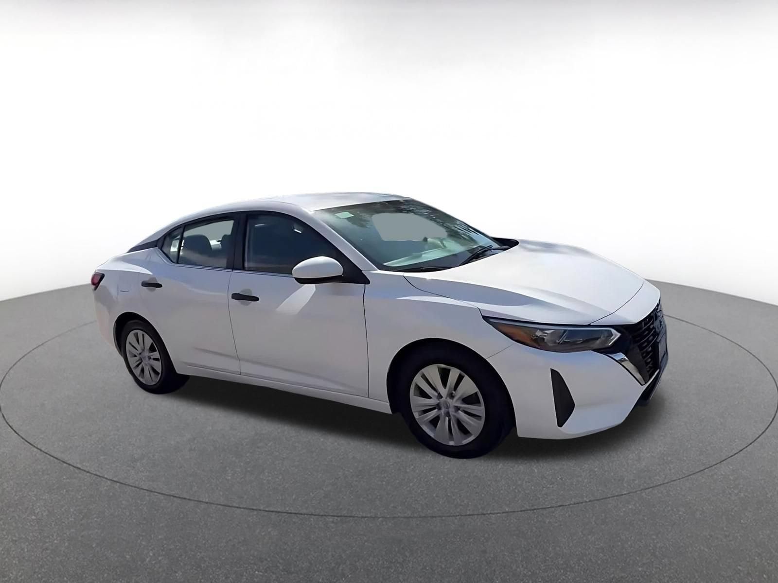 Thumbnail: 2025 Nissan Sentra - 2